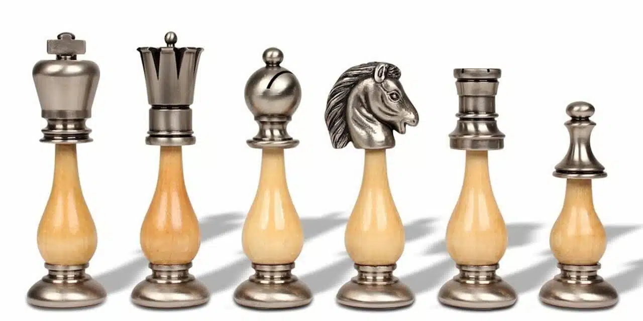 Jeu d'Echecs Large Oriental en Bois et Laiton Massif - Image 3