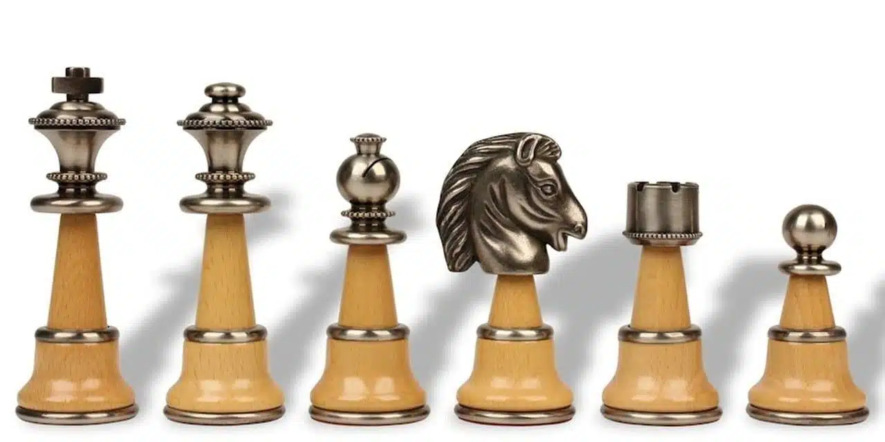 Ensemble Staunton XL II Echiquier en Bois d'Orme et de Bruyère Laqué & Jeu d'Echecs en Bois et Laiton - Image 12