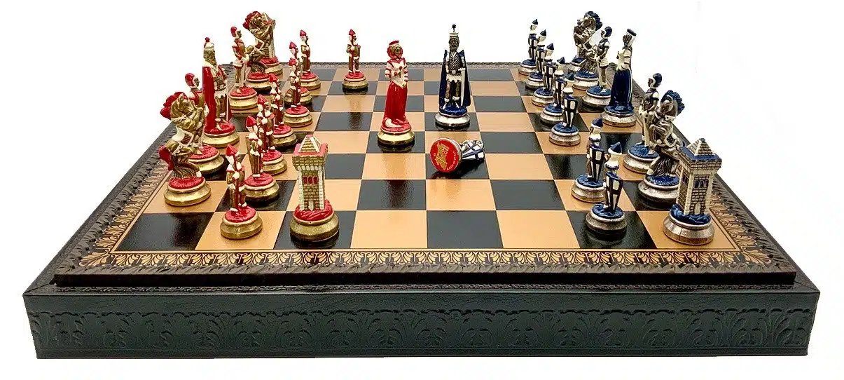 Ensemble Mary Stuart III Echiquier en Similicuir & Jeu d'Echecs en Métal Peint à la Main - Image 3