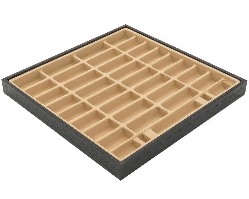 Ensemble Mary Stuart VIII Echiquier avec Rangement et Jeu d'Echecs en Métal - Image 12