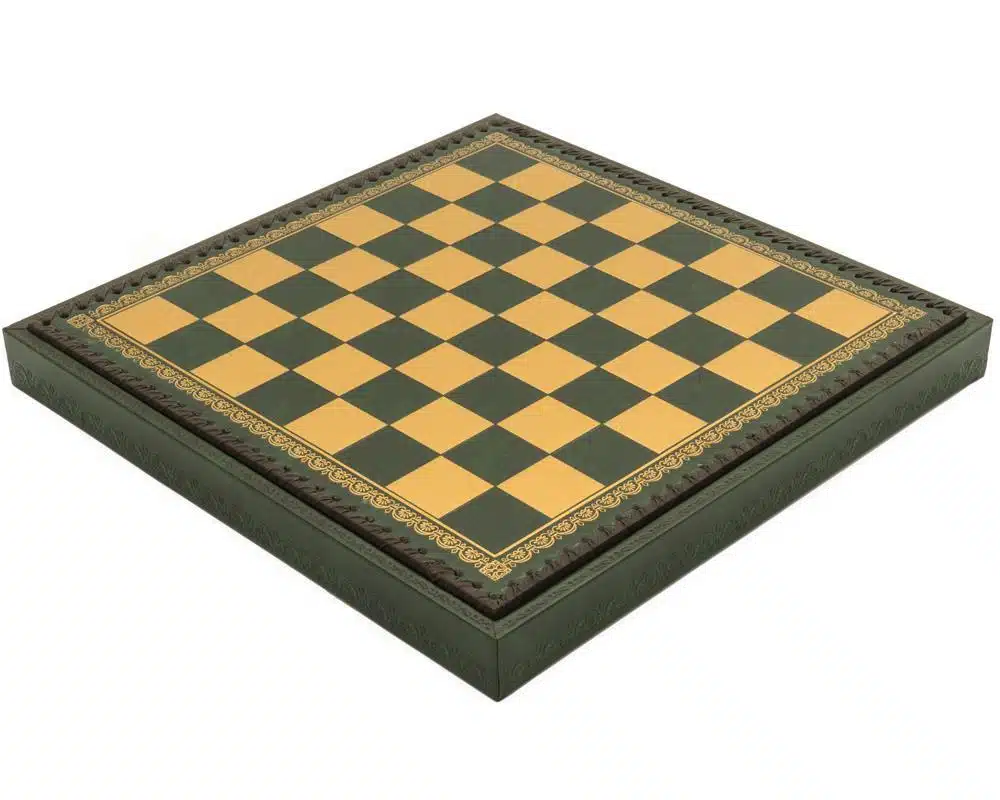 Ensemble Romains vs Barbares : Echiquier en Similicuir & Jeu d'Echecs en Métal Peint à la main - Image 6