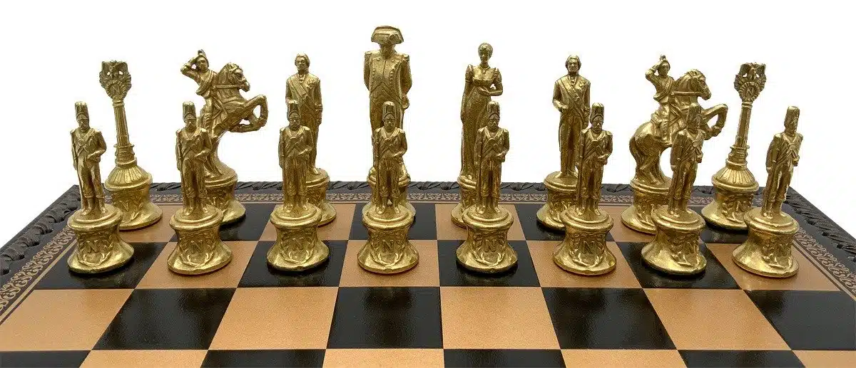 Ensemble Napoleon Echiquier en Similicuir & Jeu d'Echecs en Métal Massif - Image 6