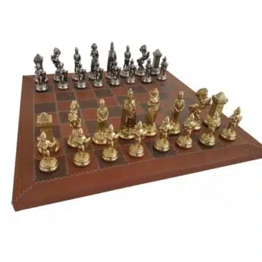 Ensemble Mary Stuart XI complet avec pièces métal doré et argenté sur échiquier cuir