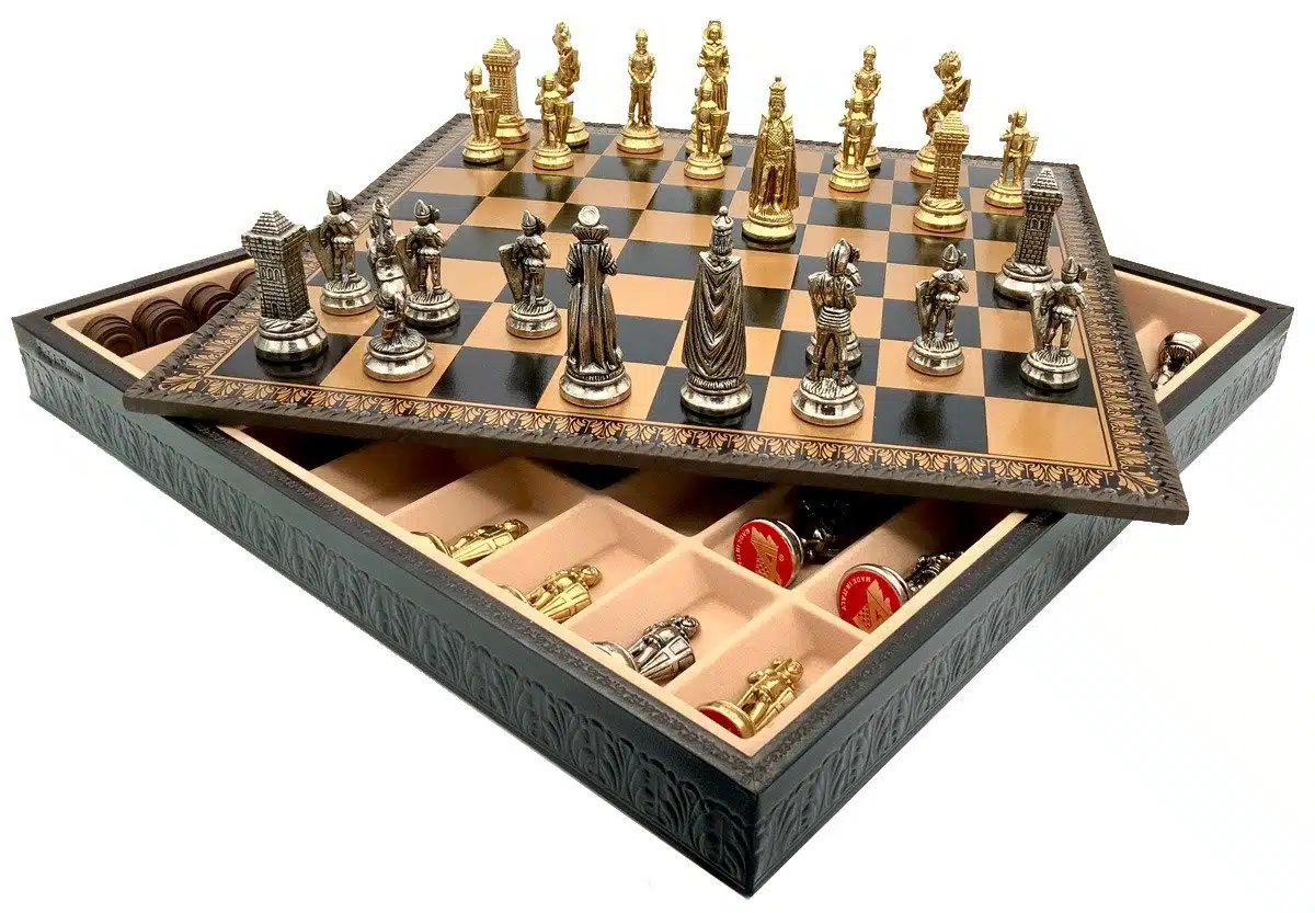 Ensemble Mary Stuart VIII Echiquier avec Rangement et Jeu d'Echecs en Métal - Image 2