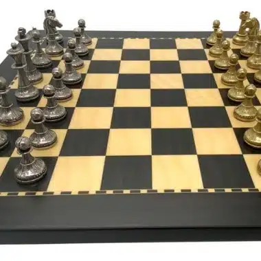 Ensemble Mignon Flower X Echiquier en Bois et Jeu d'Echecs en Métal - Image 4