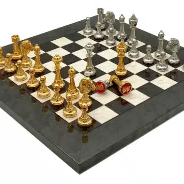 Alternative view of Ensemble Classic Flower 4 Echiquier en Bois d'Erable et de Bruyère et Jeu d'Echecs en Métal Plaqué Or et Argent