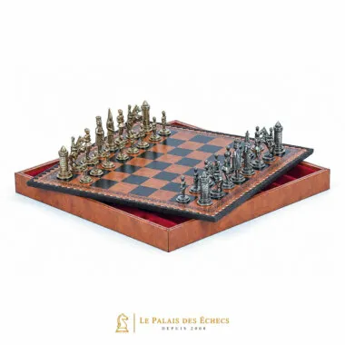 Echiquier Camelot ouvert montrant le coffret de rangement en cuir rouge