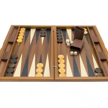 Backgammon York de Luxe vu de face avec pions bruns et clairs alignés