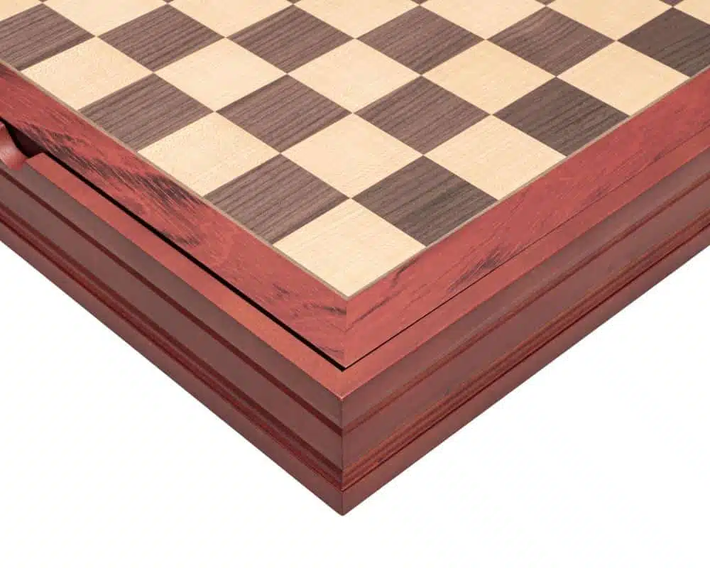 Ensemble Mignon Flower XI Echiquier avec Rangement en Bois de Noyer et Erable et Jeu d'Echecs en Métal - Image 16