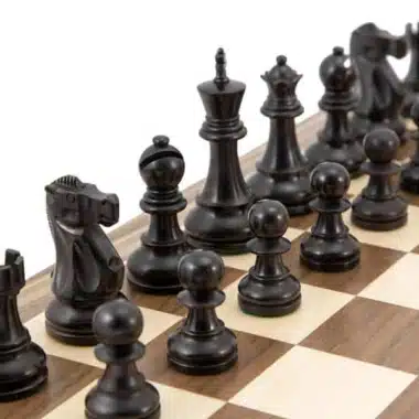 Ensemble Broadbase III Echiquier en Bois de Noyer et Erable et Pièces Echecs en Bois de Buis et de Buis Ebonisé - Image 3