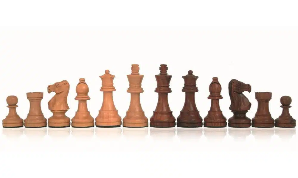 Ensemble de Jeu d'Échecs en Bois d'Acacia avec Échiquier en Cuir Véritable - Image 4
