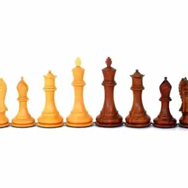 Ensemble "Supreme Classic" Echiquier en Bois de Rose Doré et d'Erable & Jeu d'Echecs en Bois de Rose Doré