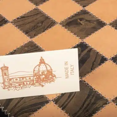 Ensemble Staunton Fantasy XL 2 Echiquier en Cuir Véritable & Jeu d'Echecs en Laiton et Bois Plaqué Or et Argent - Image 21