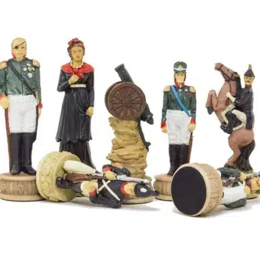 Ensemble Napoléon Campagne de Russie II Jeu d'Echecs en Résine et Echiquier en Similicuir Noir - Image 15