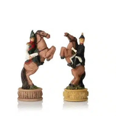 Ensemble Napoléon Campagne de Russie IV Jeu d'Echecs en Résine et Echiquier en Bois Teinté Noir et Ivoire - Image 14
