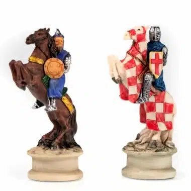 Ensemble Croisade II Echiquier en Bois d'Orme et de Bruyère et Jeu d'Echecs en Résine Peint à la Main - Image 14