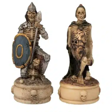 Ensemble Mort-Vivant III Echiquier en Similicuir Ancien Monde Avec Rangement et Jeu d'Echecs en Résine Peint à la Main - Image 14