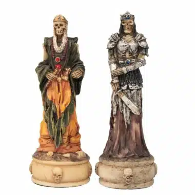Ensemble Mort-Vivant III Echiquier en Similicuir Ancien Monde Avec Rangement et Jeu d'Echecs en Résine Peint à la Main - Image 17