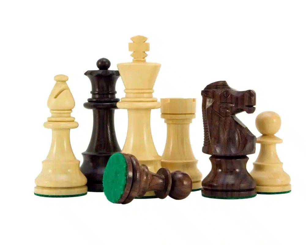 Ensemble French Knight III Echiquier en Bois de Rose et d'Erable & Pièces d'Echecs en Bois de Rose - Image 5