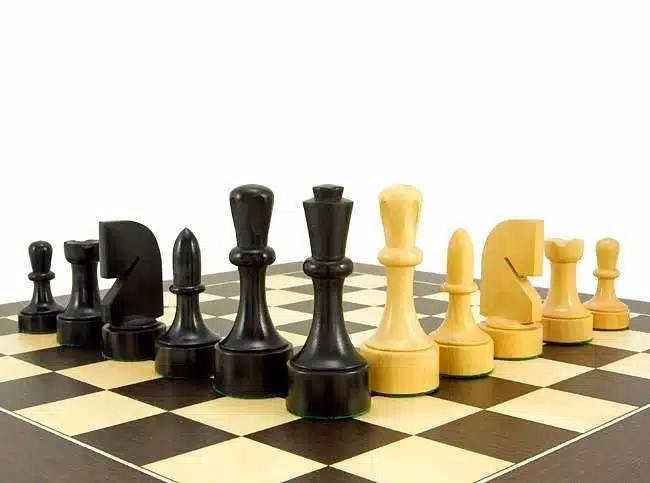 Jeu d'Echecs "Contemporain" en Bois de Buis Ebonisé