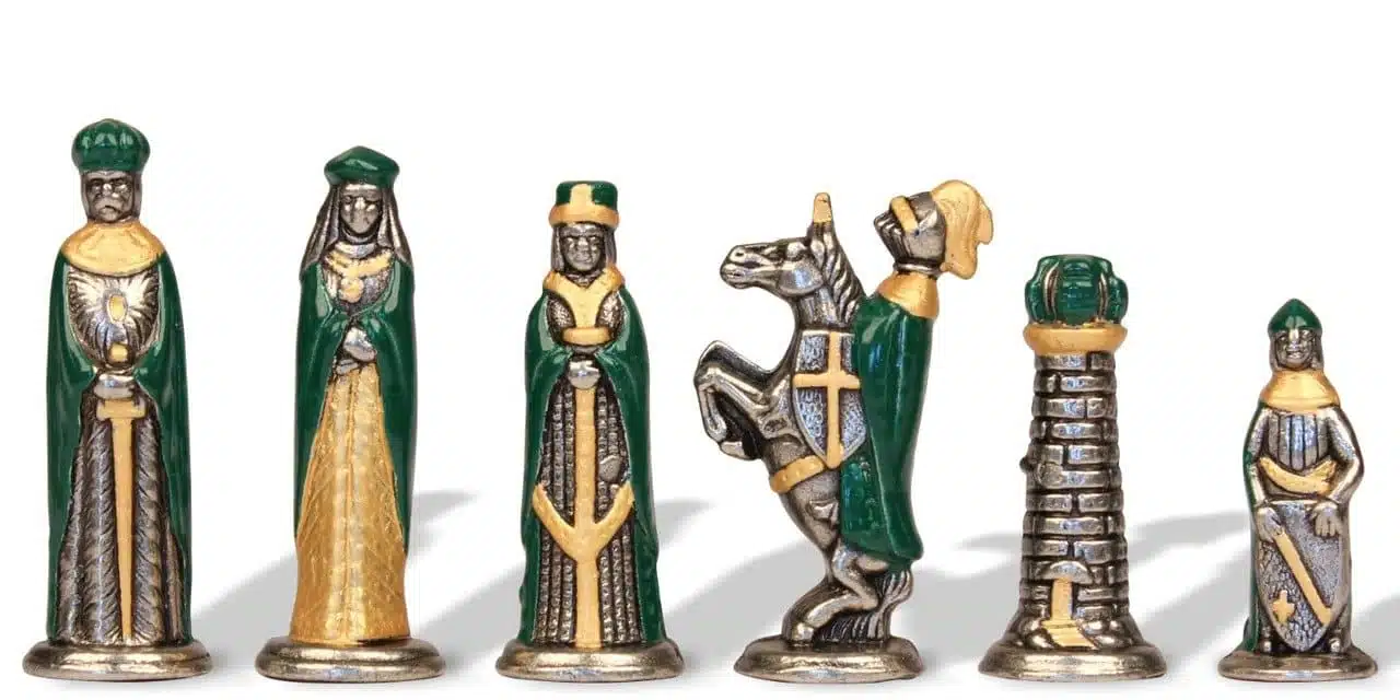Jeu d'Echecs en Métal Peint à la Main Médiéval - Image 3