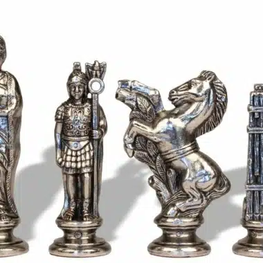 Ensemble César IV Grand Echiquier en Bois Noir et Blanc et Pièces d'Echecs en Métal - Image 6