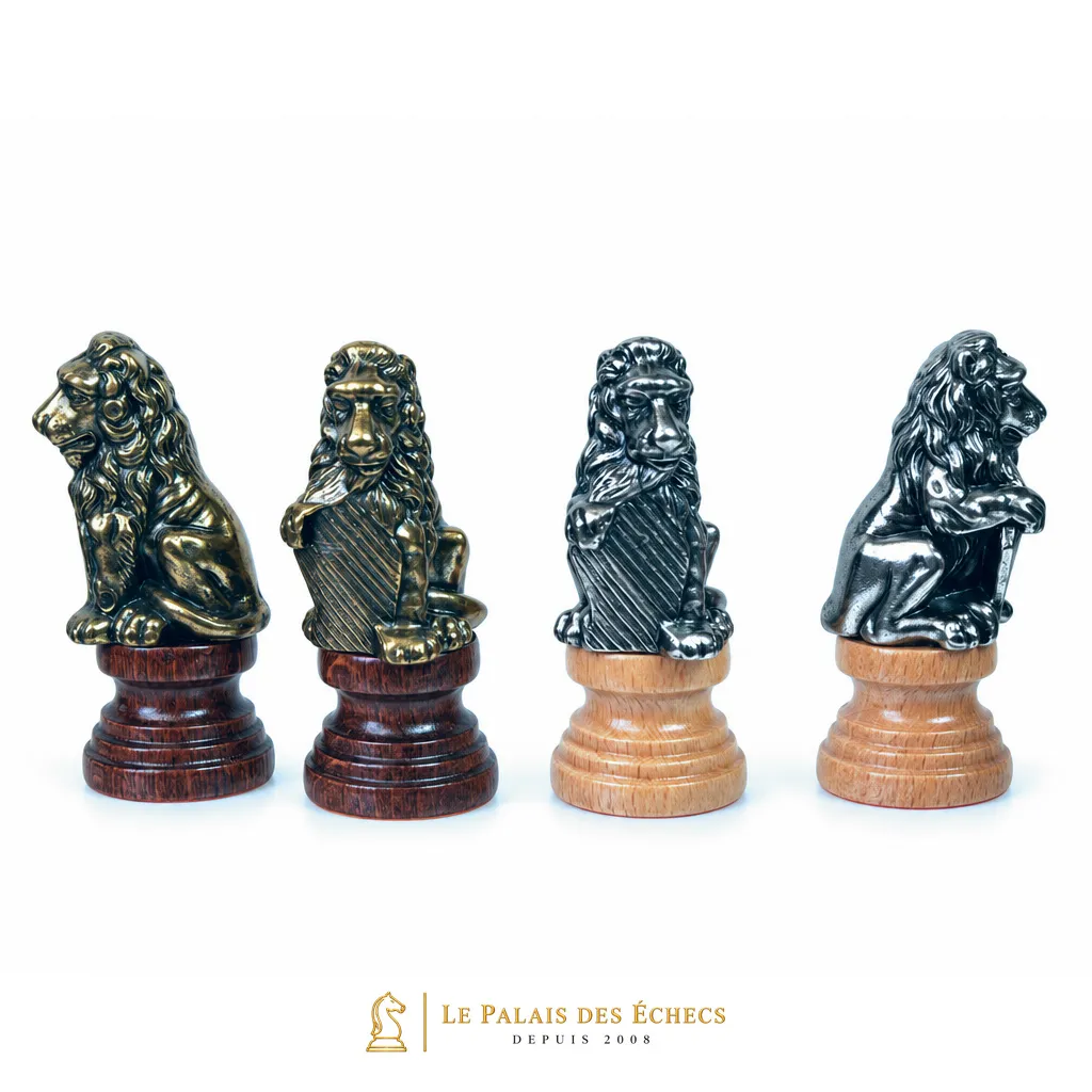 Pièces d'échecs Florence représentant des rois lions assis, bases en bois