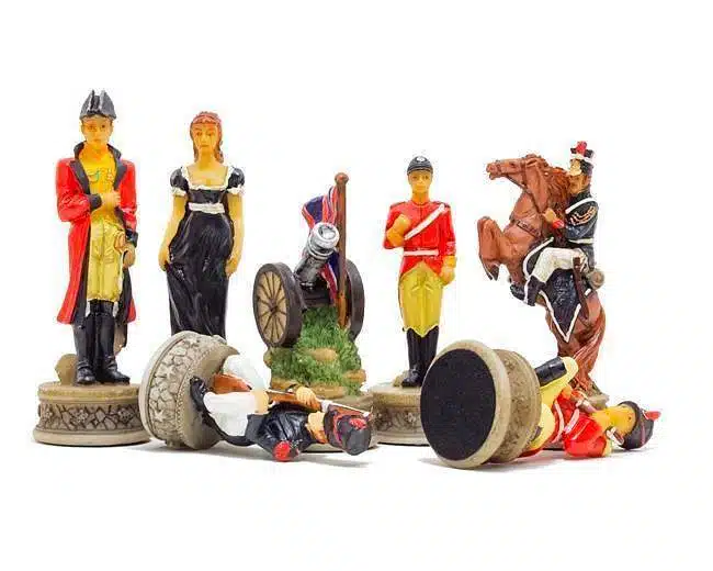 Ensemble Bataille de Waterloo 1 Echiquier en Bois et en Marbre et Jeu d'Echecs Peint à la Main - Image 6