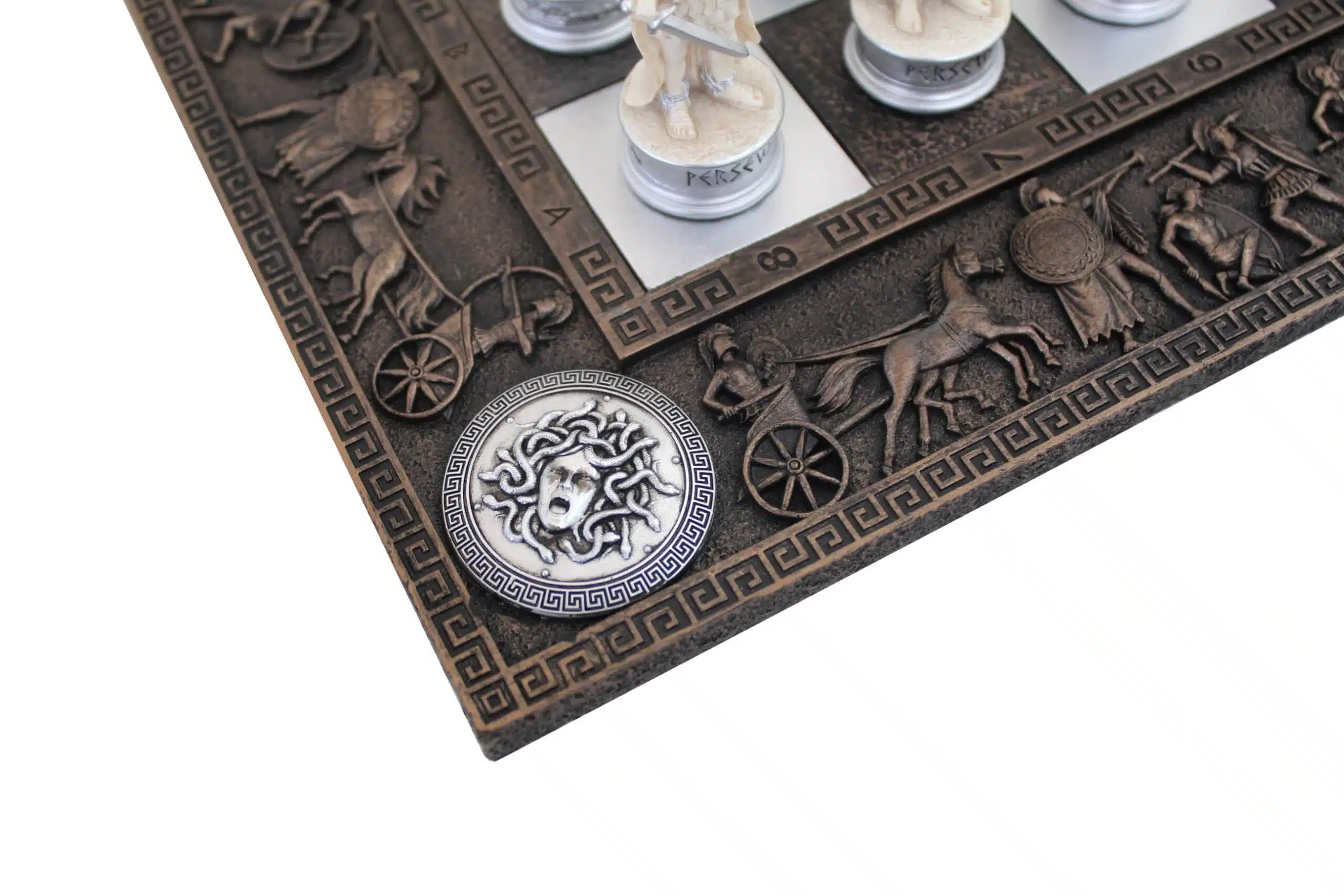 Jeu d'Echecs Mythologie Grecque Peint à la Main et Echiquier Grec Noir et Blanc - Image 11