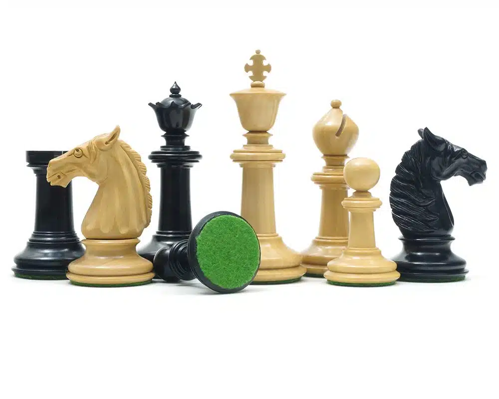 Jeu d'Échecs Staunton Traditionnel en bois d'Ébène et Bois de Buis