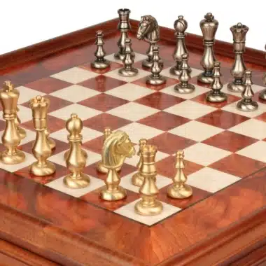 Jeu d'Échecs Oriental - Échiquier en bois de Bruyère et Bois d'Orme avec tiroir & Pièces en laiton massif