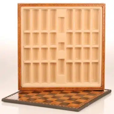 Petit Jeu d'Echecs en Bois et Echiquier en Similicuir - Image 5