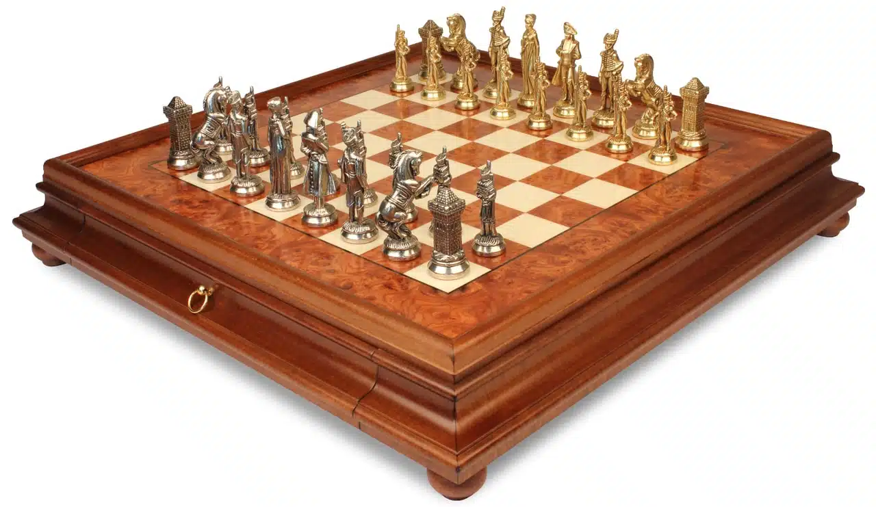 Jeu d'Échecs Napoléon - Échiquier en bois de Bruyère et Bois d'Orme avec tiroir & Pièces en métal