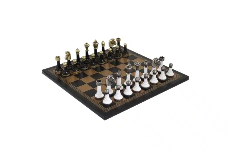 Jeu d'Echecs Staunton en Bois Laqué Noir et Blanc et Échiquier en Similicuir Doré et Noir