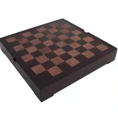 Échiquier en cuir véritable fermé, vue d'ensemble avec compartiment de rangement