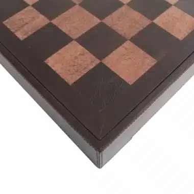 Coin de l'échiquier en cuir véritable avec finition texturée
