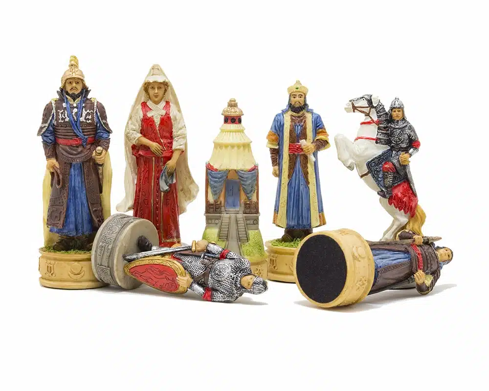 Jeu d'Echecs Domination Mongole sur la Russie en Résine et Échiquier en Similicuir - Image 3
