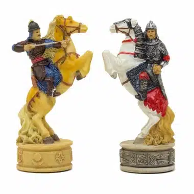 Jeu d'Echecs Invasion Mongole de la Rus' de Kiev en Résine & Échiquier en Similicuir avec Compartiment de Rangement - Image 6