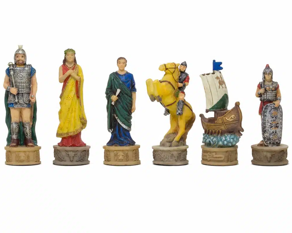 Jeu d'Echecs en Résine Mythologie Grecque : La Bataille de Troie et Échiquier en Similicuir Doré et Bleu - Image 4