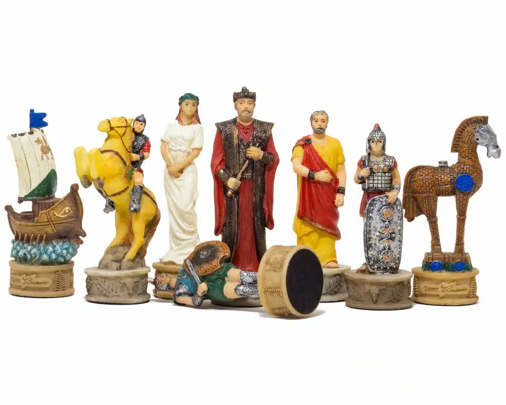 Jeu d'Echecs en Résine Mythologie Grecque : La Bataille de Troie et Échiquier en Similicuir Doré et Bleu - Image 2