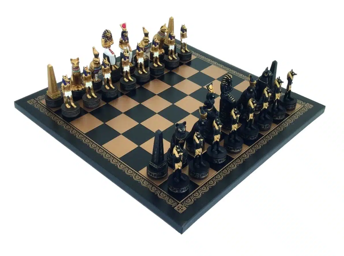 Jeu d'Echecs Égypte Ancienne en Résine & Échiquier en Similicuir Noir et Doré