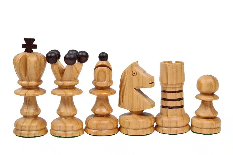 Pieces Echecs en Bois et Echiquier Pliant en Bois avec Rangement - Image 7