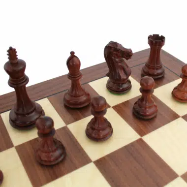 Pieces Echecs en Bois de Rose Staunton et Echiquier en Bois de Noyer et Erable - Image 2