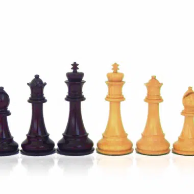 Alternative view of Pieces Echecs Racine de Palissandre et Echiquier en Bois de Noyer et de Bruyere Laqué