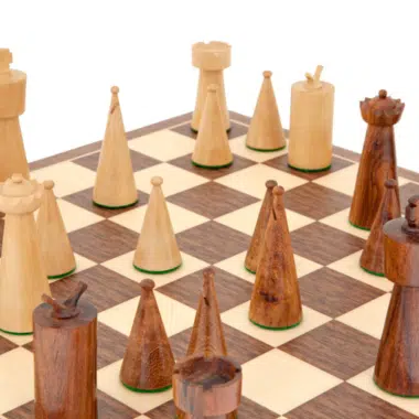 Alternative view of Jeu d'Echecs Art Deco en Bois