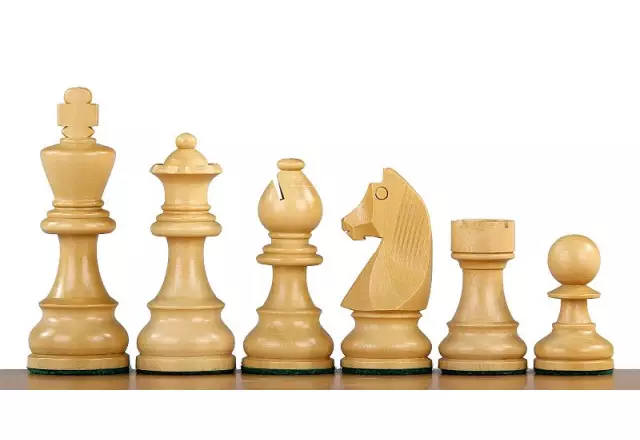 Ensemble Jeu d'Échecs Chevalier Allemand en Bois d'Érable et Acajou et Échiquier Alphanumérique