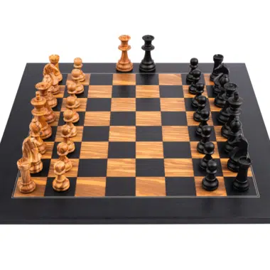 Pieces d'Echecs en Bois d'Olivier et de Buis et Echiquir en Bois d'Olivier et de Tulipier Noir avec Coffret de Rangement - Image 2