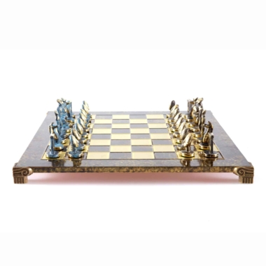 Alternative view of Jeu d’Échecs Art Cycladique en Laiton Massif - Pièces Bleues et Marron