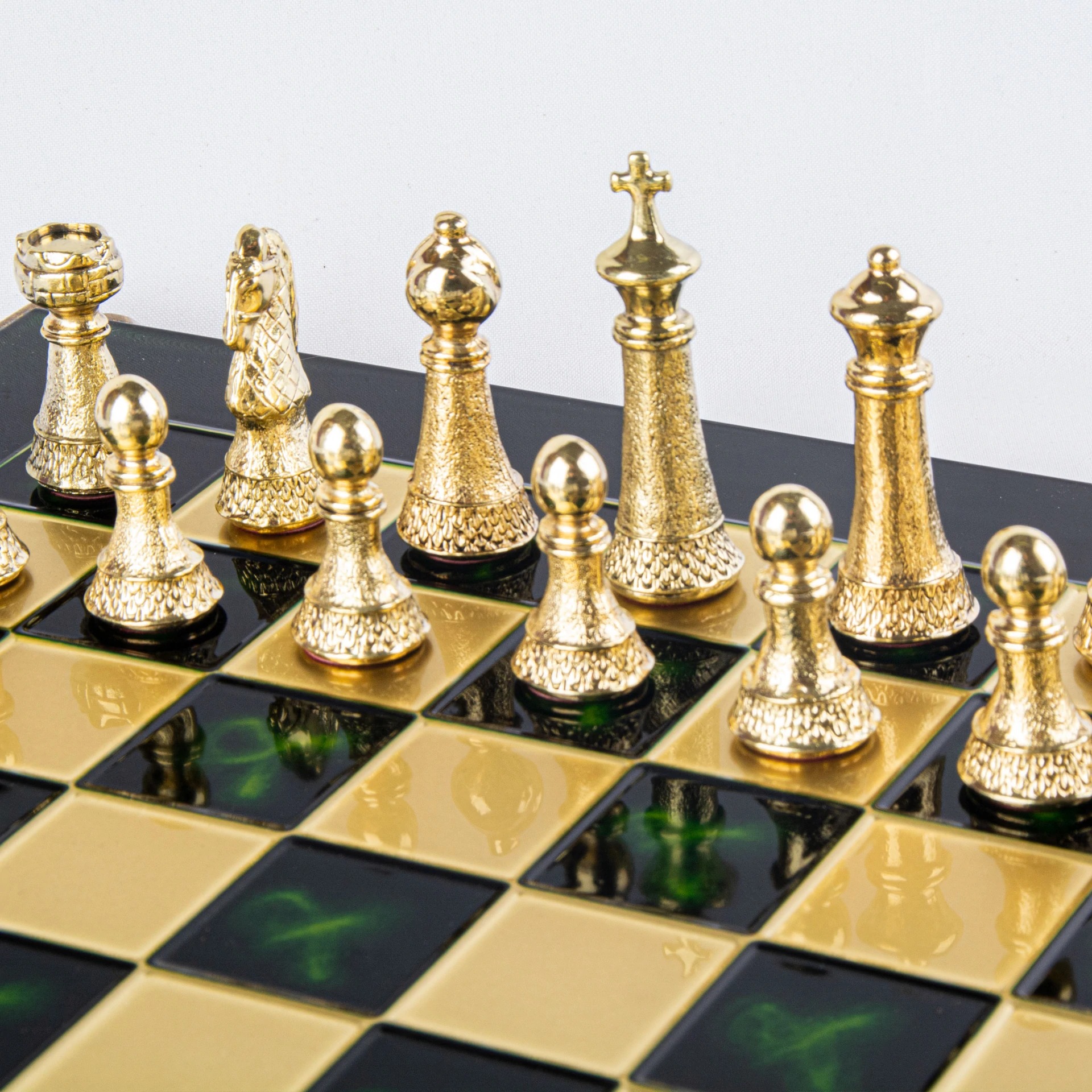Ensemble de Jeu d'Echecs Staunton en Métal avec Coffret de Rangement - Image 5