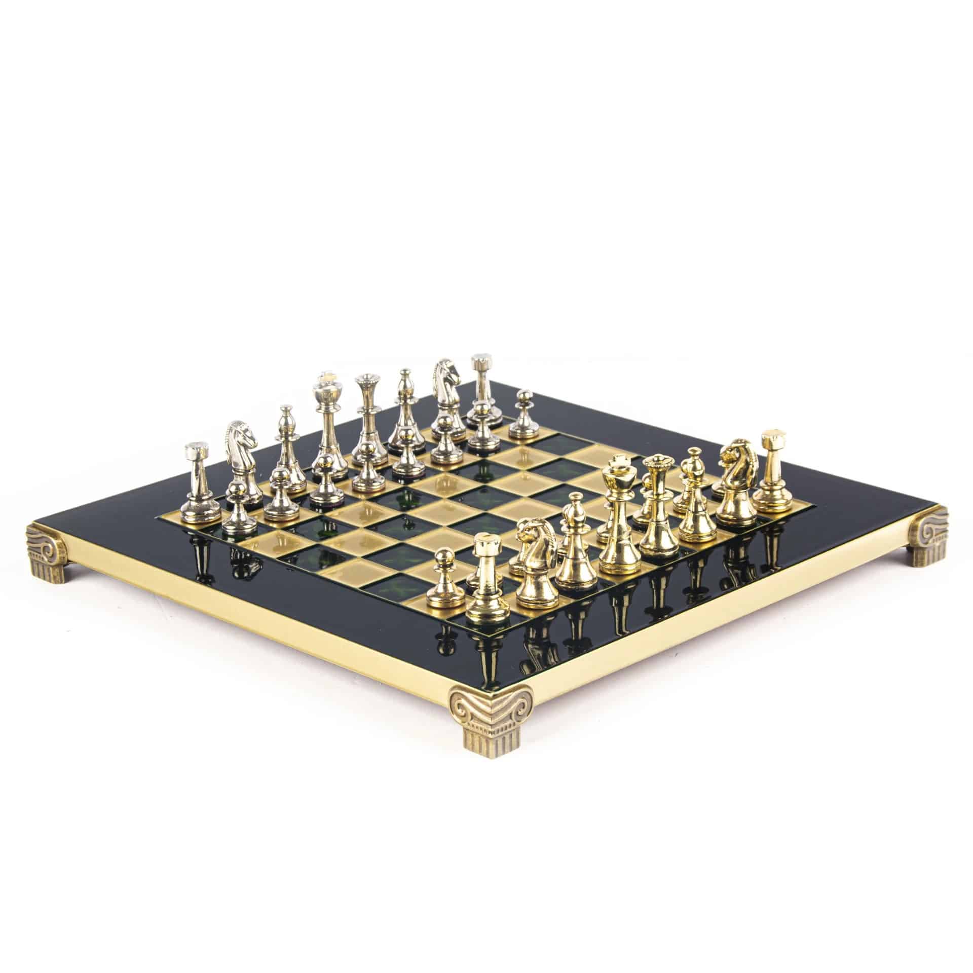 Petit Ensemble de jeu d'Echecs Staunton en Métal Argenté et Doré avec Echiquier sur Pied en Métal et Coffret de Rangement - Image 13
